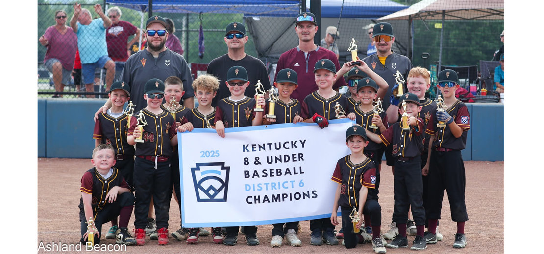 2025 8U District Champions!